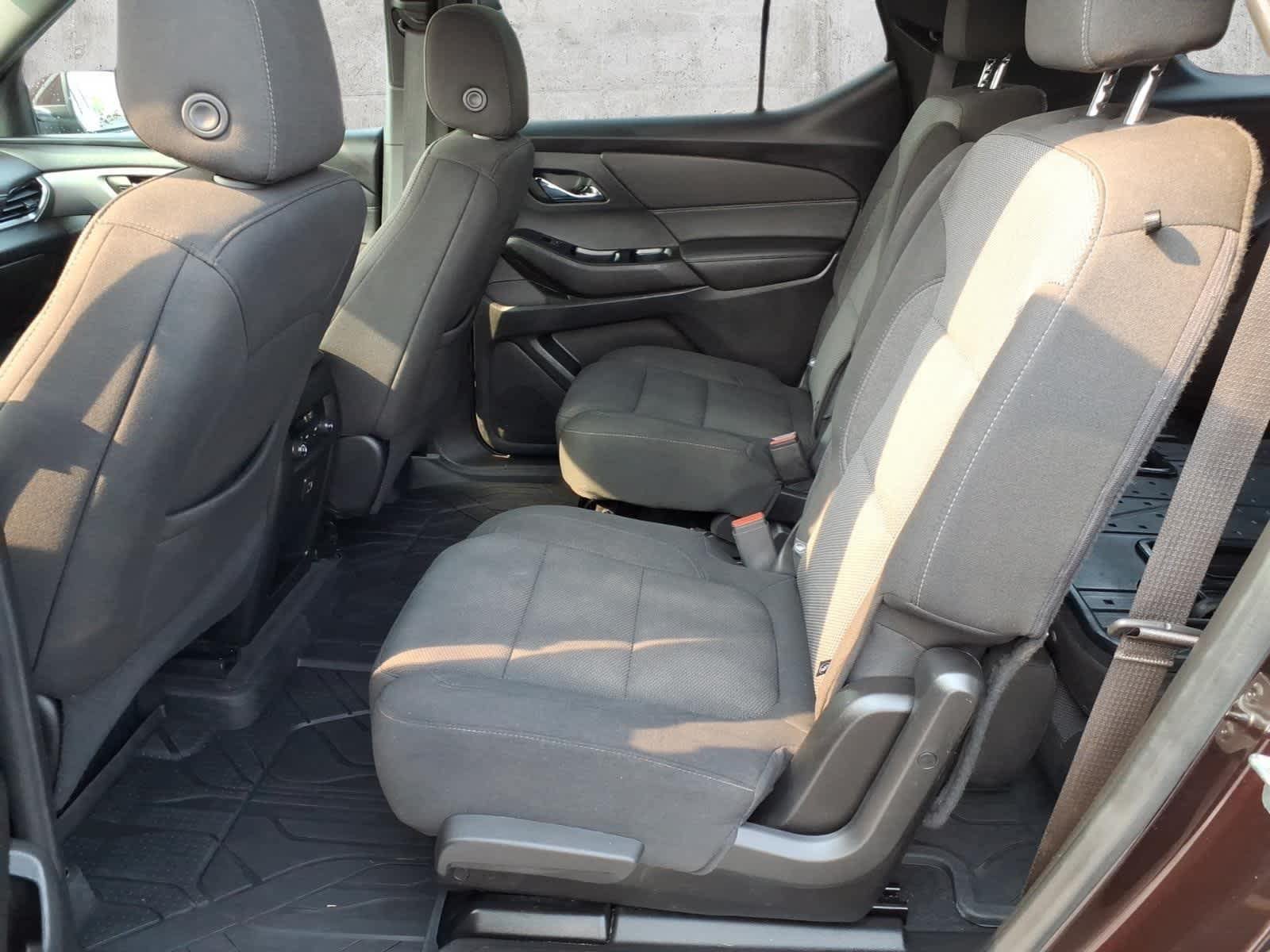 Used 2023 Chevrolet Traverse LT w/ LPO, Floor Liner Package AWD/4WD image 7