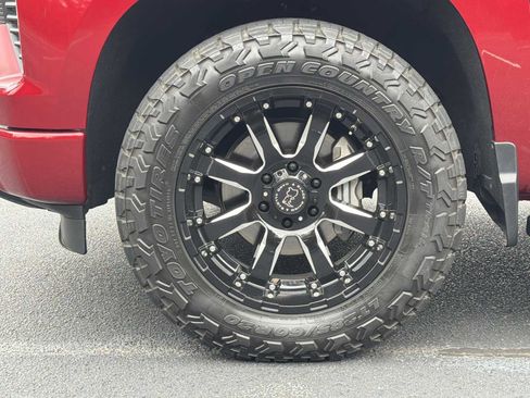 Used 2022 Chevrolet Silverado 1500 RST w/ Convenience Package II image 38