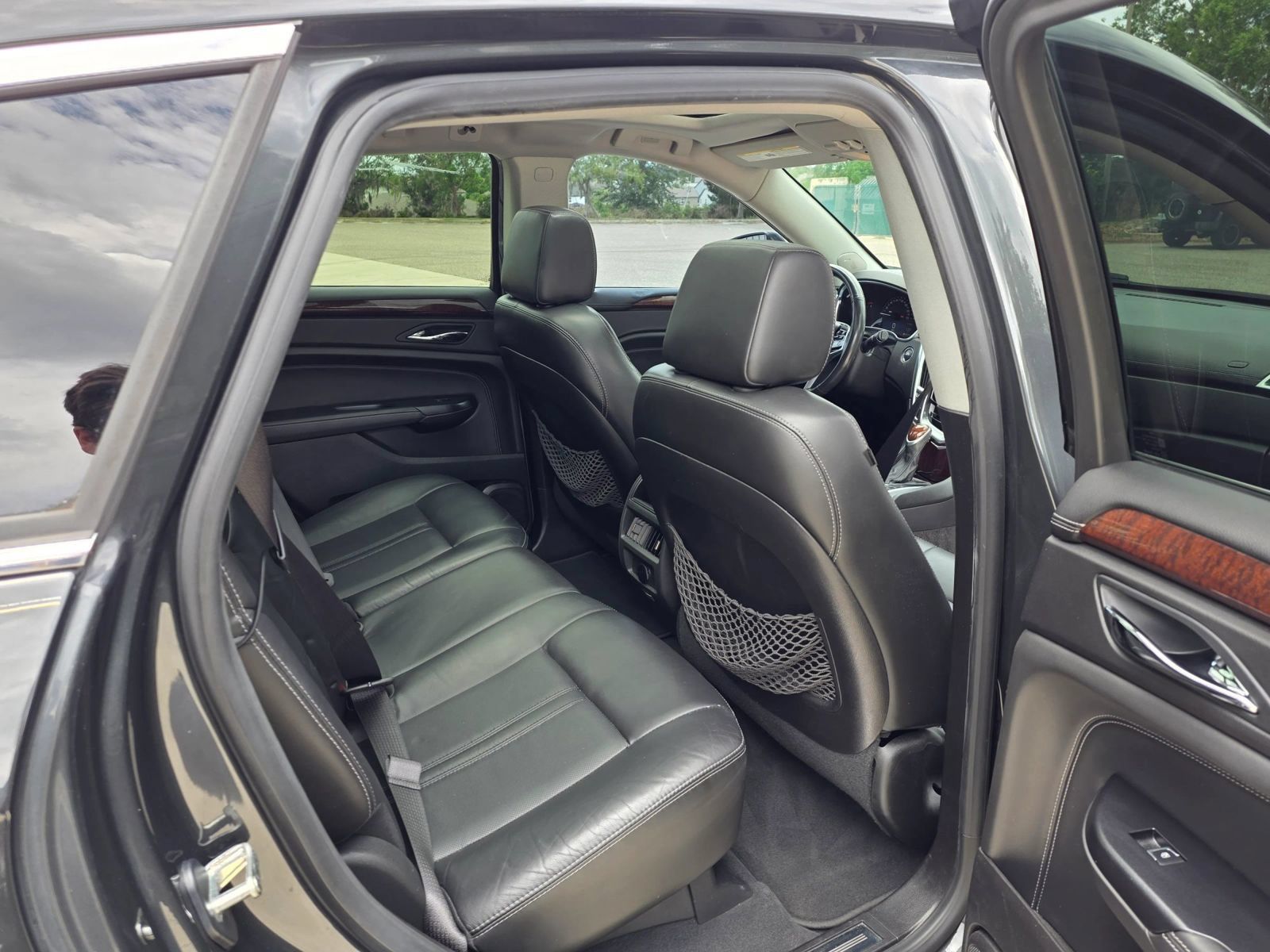 Used 2016 Cadillac SRX Luxury w/ Driver Awareness Package FWD image 31