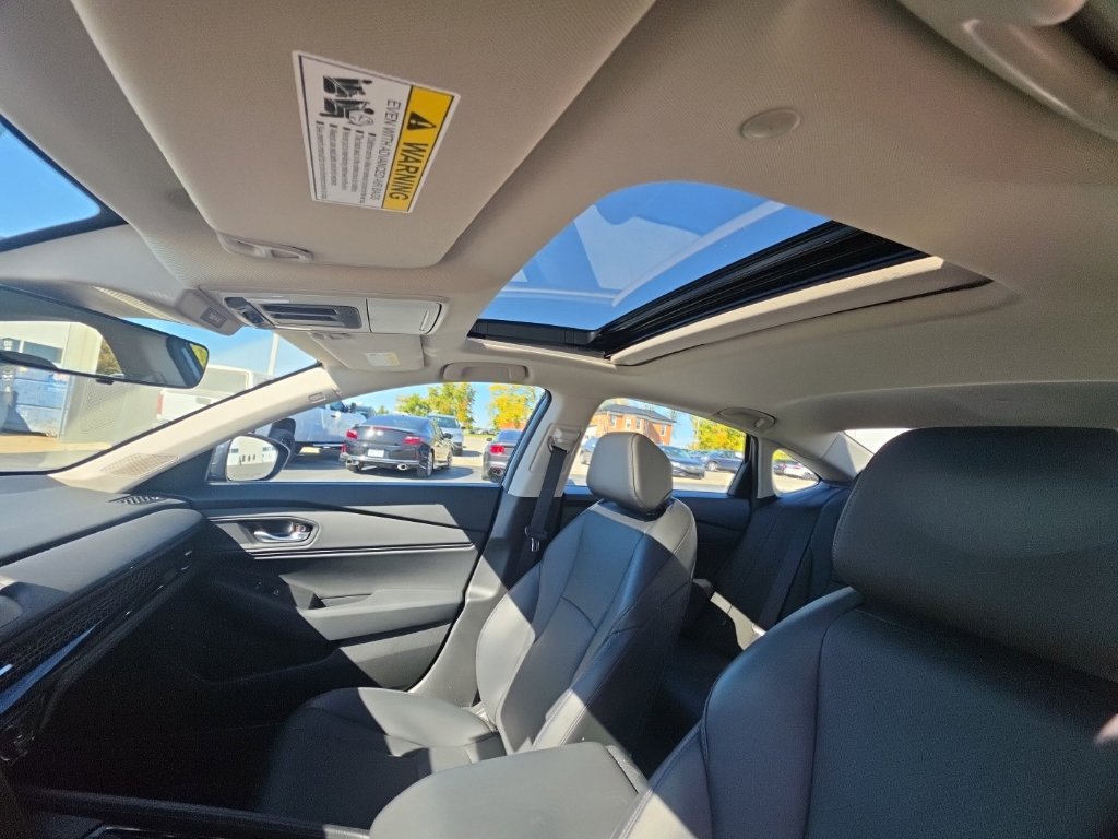 Used 2025 Honda Accord EX-L image 14