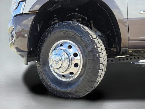 Used 2024 RAM 3500 Limited w/ Towing Technology Group AWD/4WD image 41