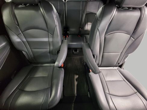 Used 2023 Buick Enclave Essence w/ Experience Buick Package image 23
