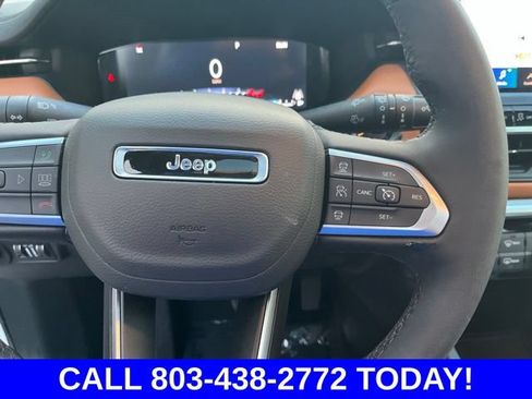 Used 2025 Jeep Compass Limited w/ Elite Group AWD/4WD image 20