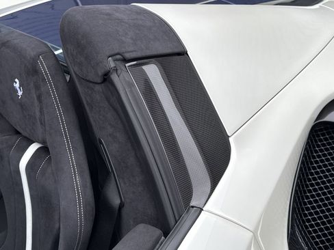 Used 2020 Ferrari 488 Pista Spider image 38