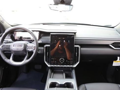 New 2026 GMC Acadia Elevation w/ Elevation Premium Package FWD image 26