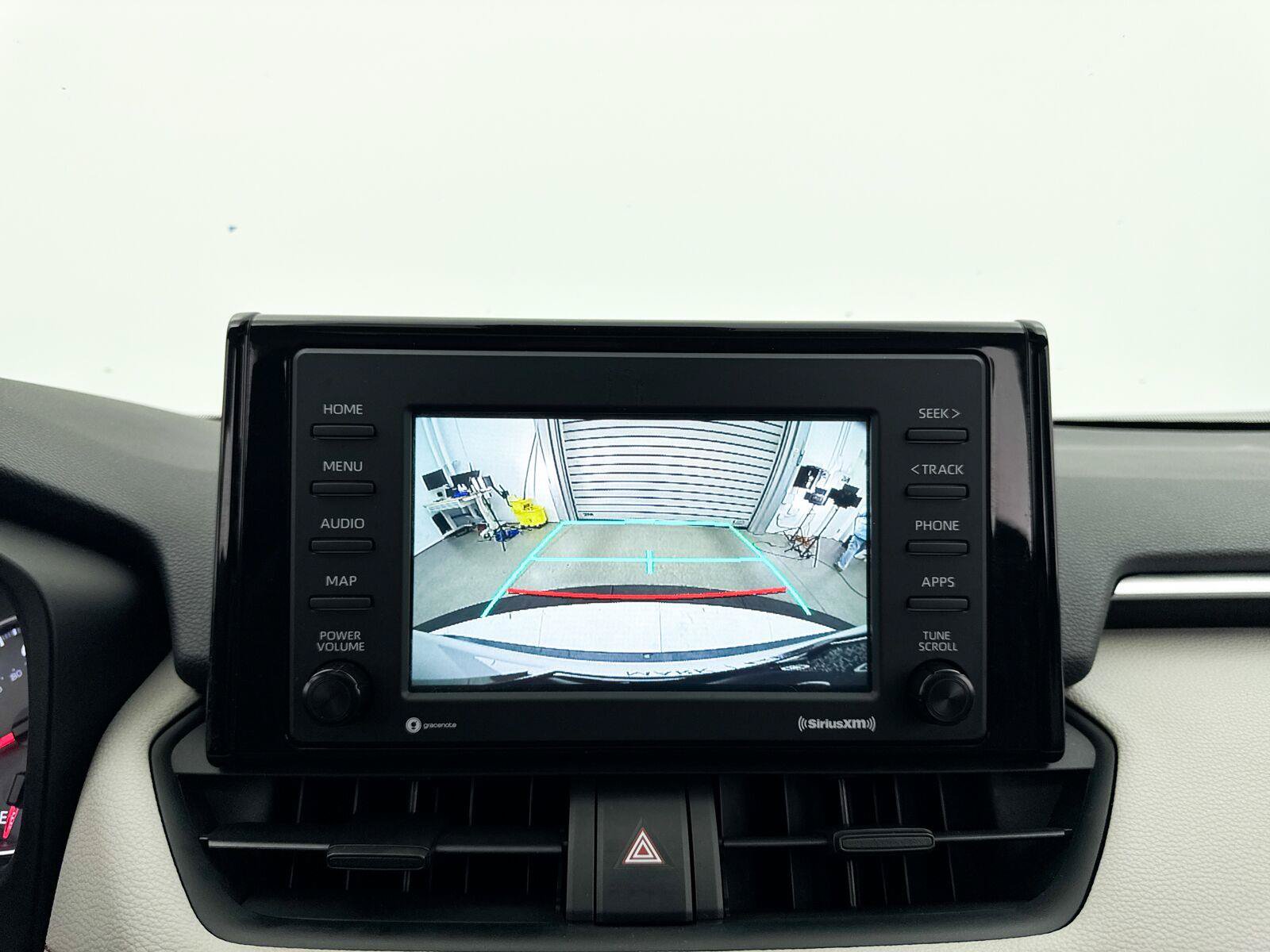 Used 2020 Toyota RAV4 XLE w/ Convenience Package FWD image 11
