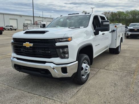 New 2026 Chevrolet Silverado 3500 W/T w/ WT Convenience Package AWD/4WD image 3