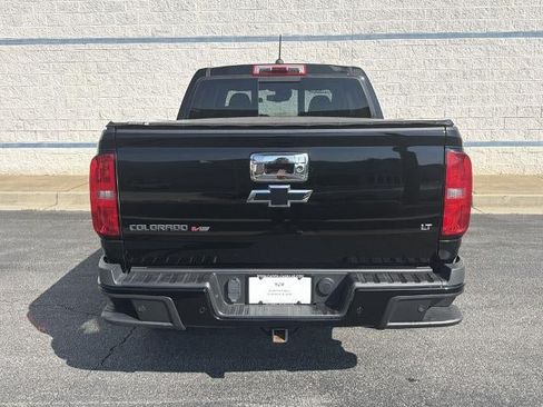 Used 2020 Chevrolet Colorado LT w/ Safety Package RWD image 6