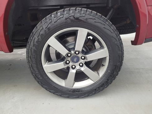 Used 2015 Ford F150 XLT w/ Equipment Group 302A Luxury AWD/4WD image 31