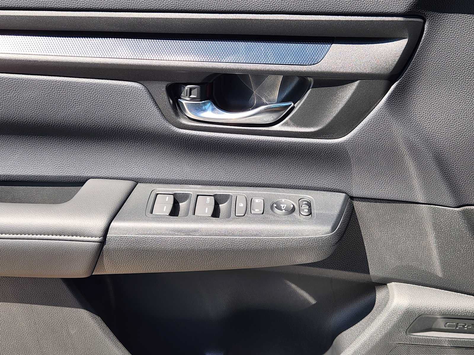 Used 2026 Honda CR-V LX image 18