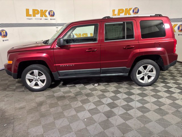 Used 2011 Jeep Patriot Latitude AWD/4WD image 7