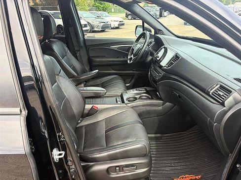 Used 2023 Honda Passport TrailSport image 28