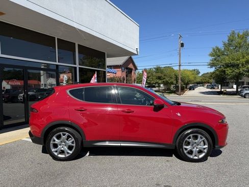 Used 2024 Dodge Hornet R/T Plus w/ Tech Pack Plus w/o Parking image 37