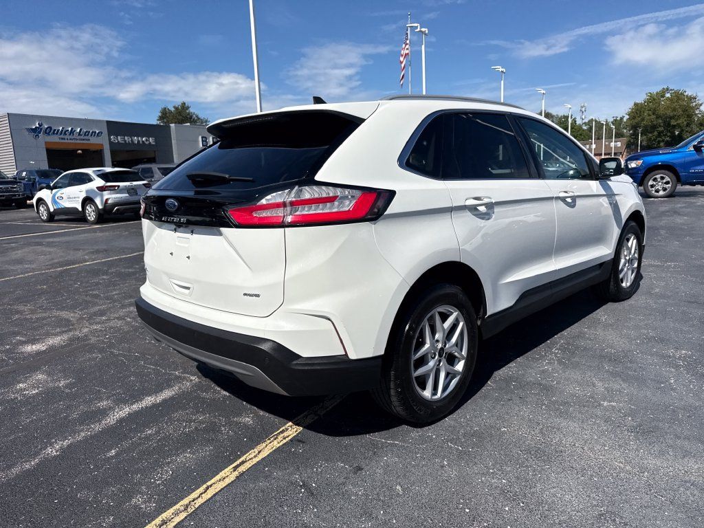 Used 2024 Ford Edge SEL AWD/4WD image 7