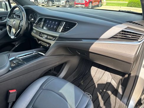 Used 2022 Buick Enclave Essence w/ Experience Buick Package AWD/4WD image 36