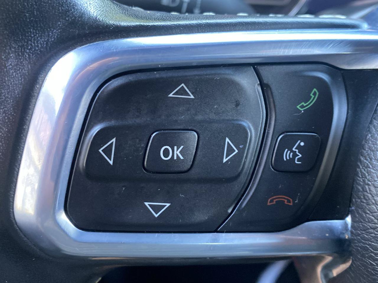 Used 2020 Jeep Wrangler Unlimited Sahara AWD/4WD image 12