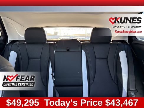 New 2026 Buick Envision Sport Touring AWD/4WD image 38