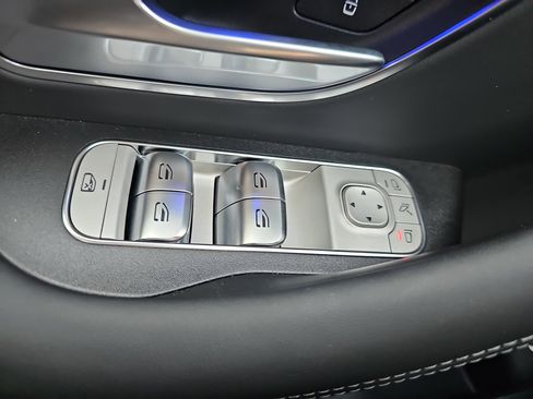 New 2026 Mercedes-Benz GLE 63 AMG S image 28