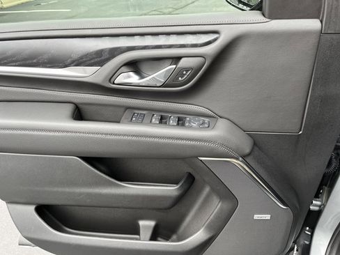 Used 2024 GMC Yukon Denali w/ Advanced Technology Package image 31