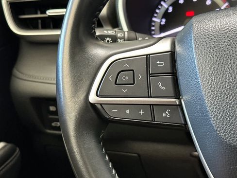 Used 2024 Toyota Highlander XLE image 26