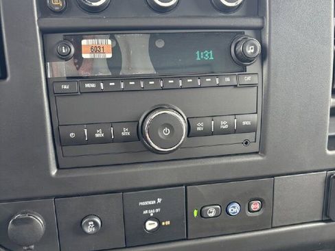 New 2024 Chevrolet Express 3500 w/ Power Convenience Package image 13