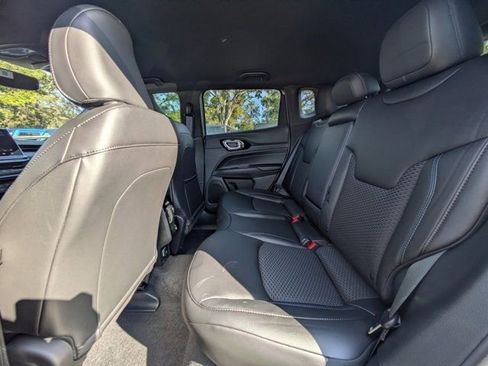 New 2026 Jeep Compass Latitude AWD/4WD image 12