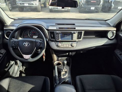 Used 2013 Toyota RAV4 XLE FWD image 3