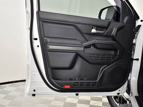 Used 2024 Toyota Tacoma TRD Sport image 18