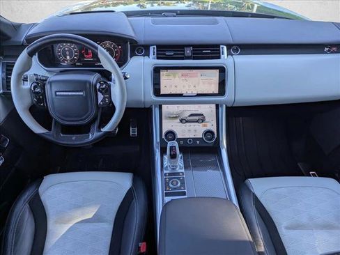 Used 2022 Land Rover Range Rover Sport SVR image 16