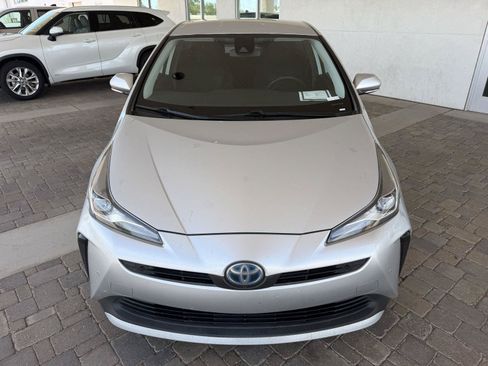 Used 2022 Toyota Prius LE FWD image 8