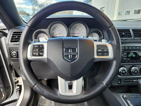 Used 2012 Dodge Challenger R/T Plus image 19