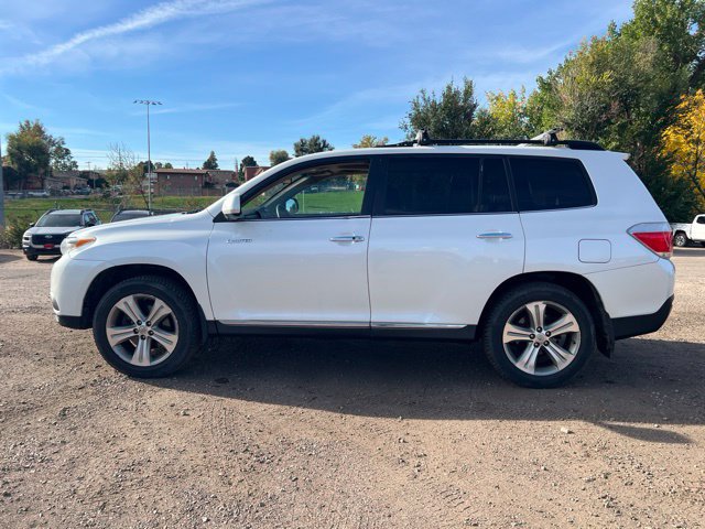 Used 2013 Toyota Highlander Limited AWD/4WD image 2
