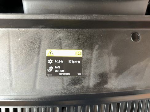 Used 2015 Volkswagen Passat 1.8T S image 72