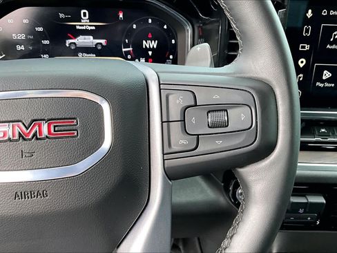 Used 2025 GMC Sierra 1500 SLT w/ SLT Premium Plus Package AWD/4WD image 25