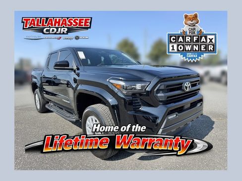 Used 2024 Toyota Tacoma SR5 AWD/4WD image 1