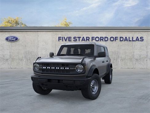 New 2025 Ford Bronco Base image 2