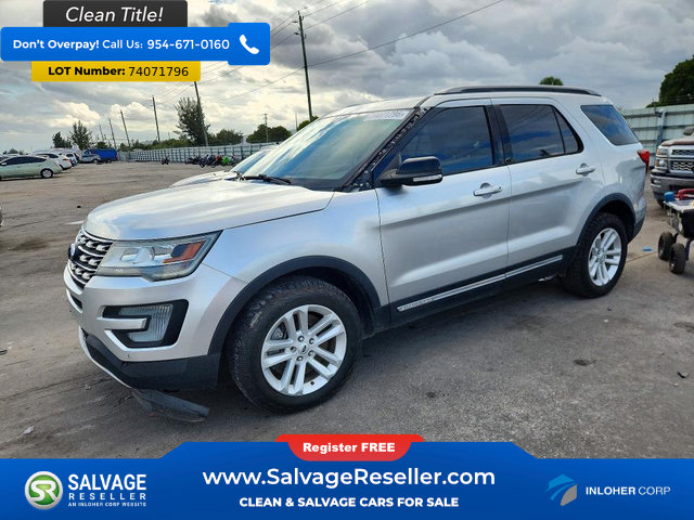 Used 2017 Ford Explorer XLT w/ Equipment Group 202A FWD image 1