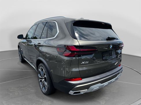 New 2026 BMW X5 xDrive40i w/ Climate Comfort Package AWD/4WD image 7