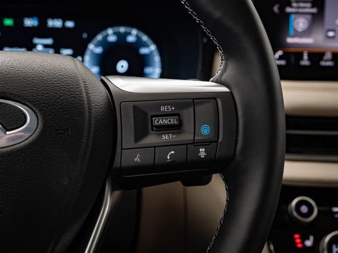 Used 2024 INFINITI QX60 Sensory w/ Vision Package image 32