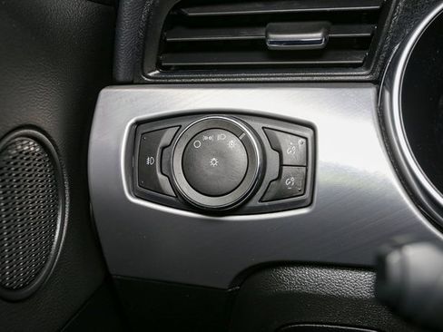 Used 2023 Ford Mustang GT Premium image 34