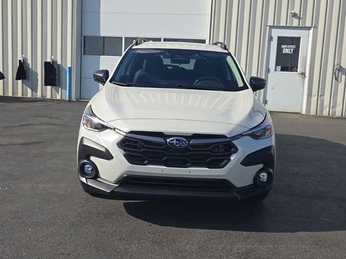 Used 2025 Subaru Crosstrek 2.0i Premium AWD/4WD image 2