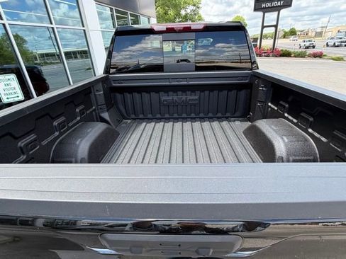 New 2026 GMC Sierra 1500 AT4 w/ AT4 Premium Package image 7