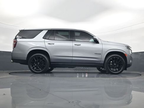 Used 2023 Chevrolet Tahoe Premier w/ Advanced Technology Package AWD/4WD image 25