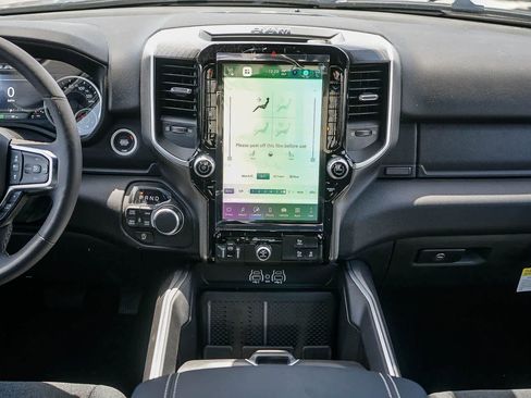 New 2026 RAM 1500 Big Horn AWD/4WD image 14