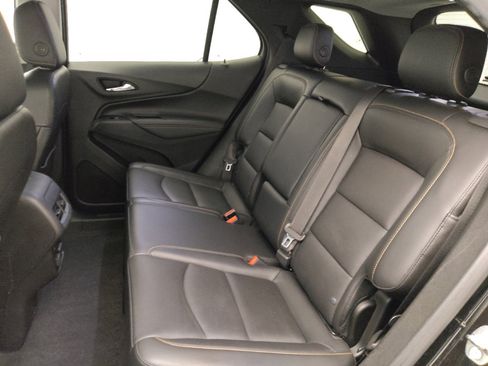 Used 2018 Chevrolet Equinox Premier AWD/4WD image 18