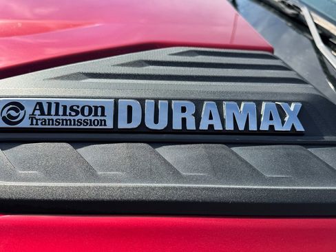 Used 2020 Chevrolet Silverado 2500 LTZ w/ LTZ Convenience Package image 47