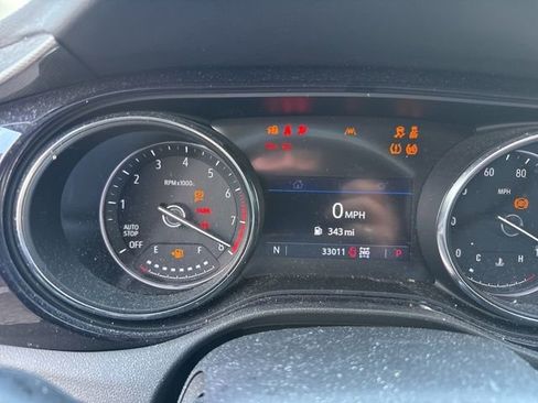 Used 2023 Buick Encore GX Select w/ Sport Touring Package AWD/4WD image 5
