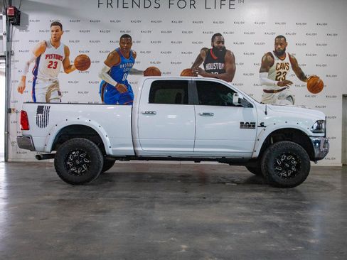 Used 2018 RAM 2500 Big Horn w/ Harvest Edition AWD/4WD image 17