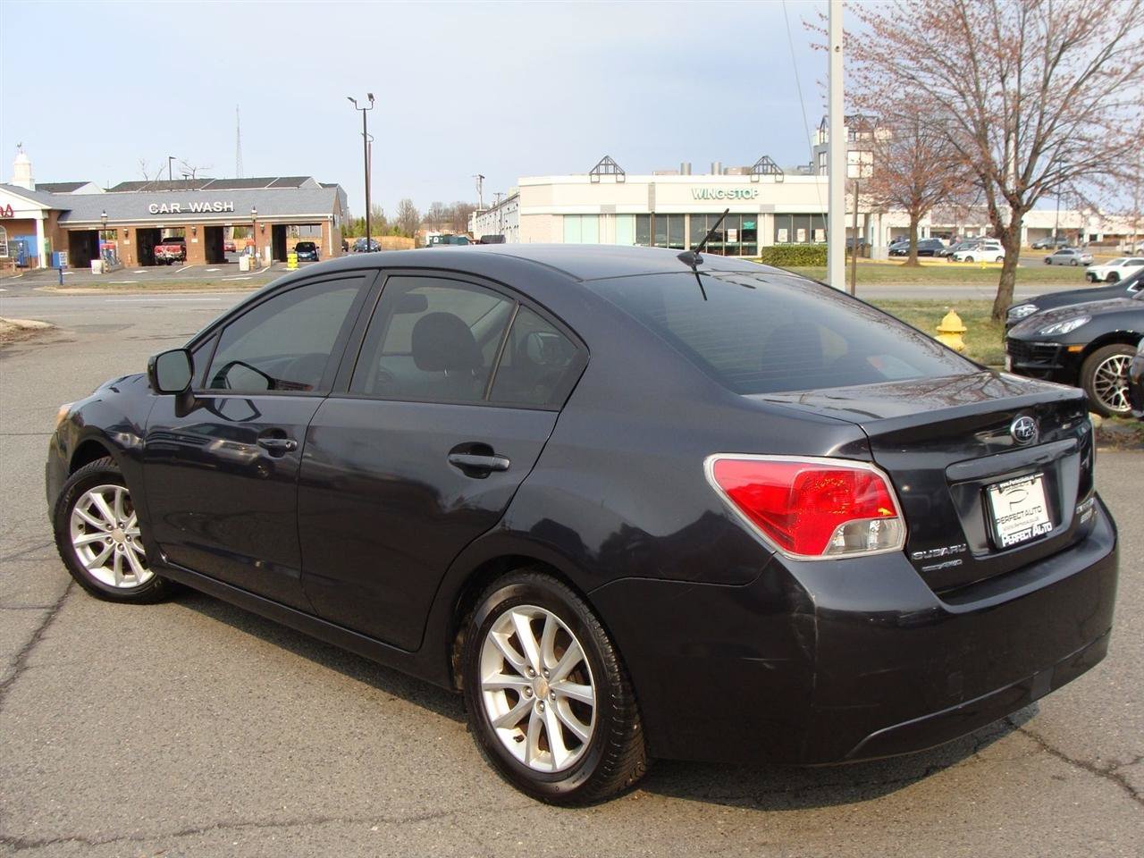 Used 2013 Subaru Impreza 2.0i Premium w/ Popular Pkg 2 AWD/4WD image 4