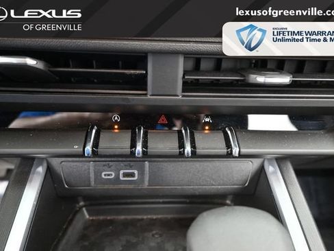 Used 2025 Chevrolet Colorado Trail Boss AWD/4WD image 15